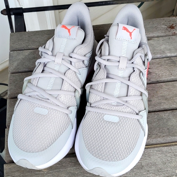 NWOB PUMA Cell Fraction Women's Light Gray Running Shoes - Size 8 - Picture 1 of 10